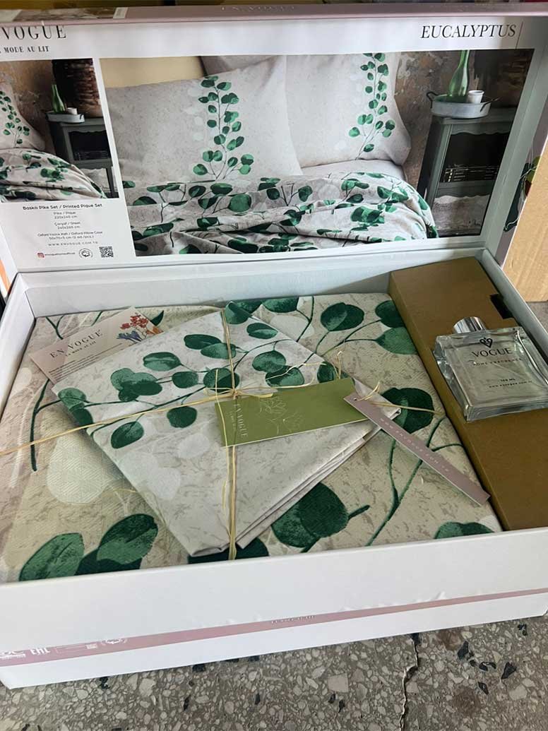 Floral Pattern Cotton Bedspread - King Size